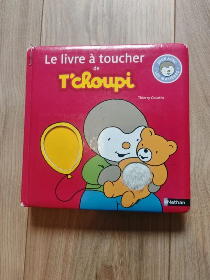 Le livre à toucher de T'choupi
