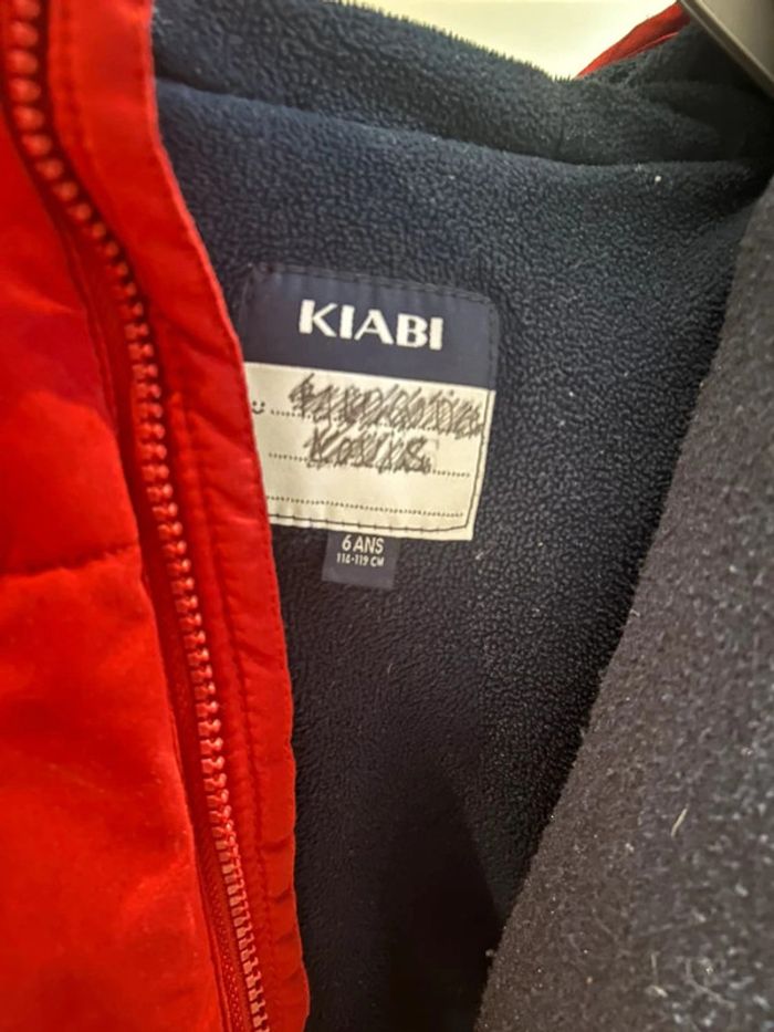 manteau doudoune rouge garcon à capuche kiabi taille 6ans - photo numéro 6