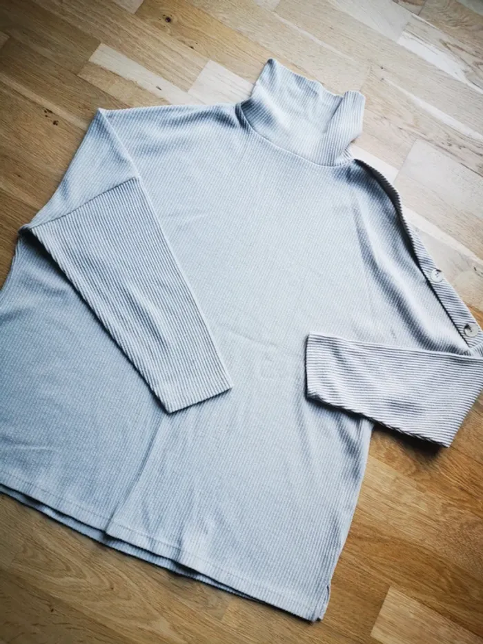 Pull col roulé - photo numéro 2