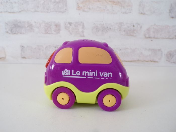 Voiture Tut Tut Bolides - Erwan (J12) - photo numéro 2