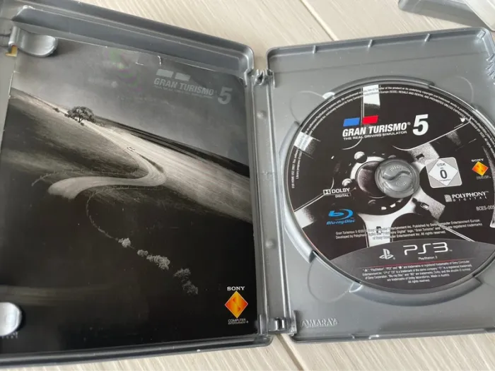 Jeu PlayStation 3 Gran Turismo 5 - photo numéro 3