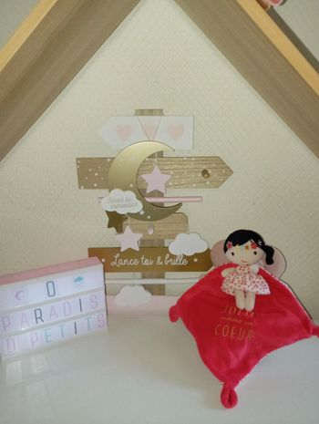 Doudou jolie comme un cœur mots d'enfants 