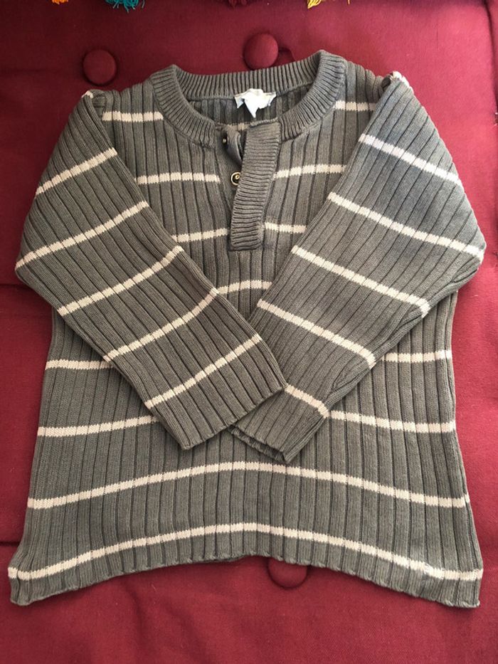 Pull gris côtelé 24 mois