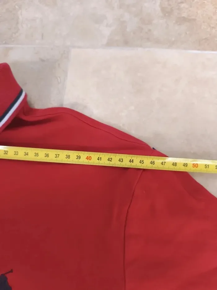 Polo Ralph Lauren homme taille L slim rouge logo marine - tâche devant trou derrière - photo numéro 9