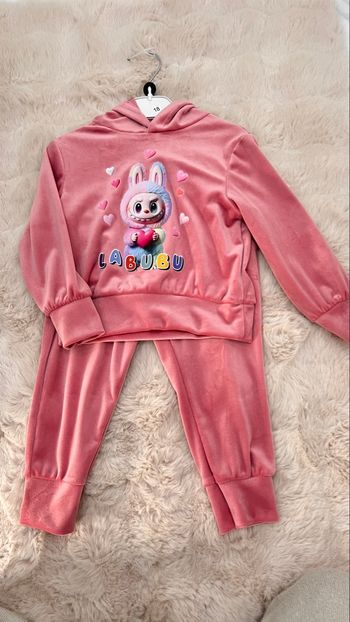 Ensemble effet velours rose labubu 18 mois