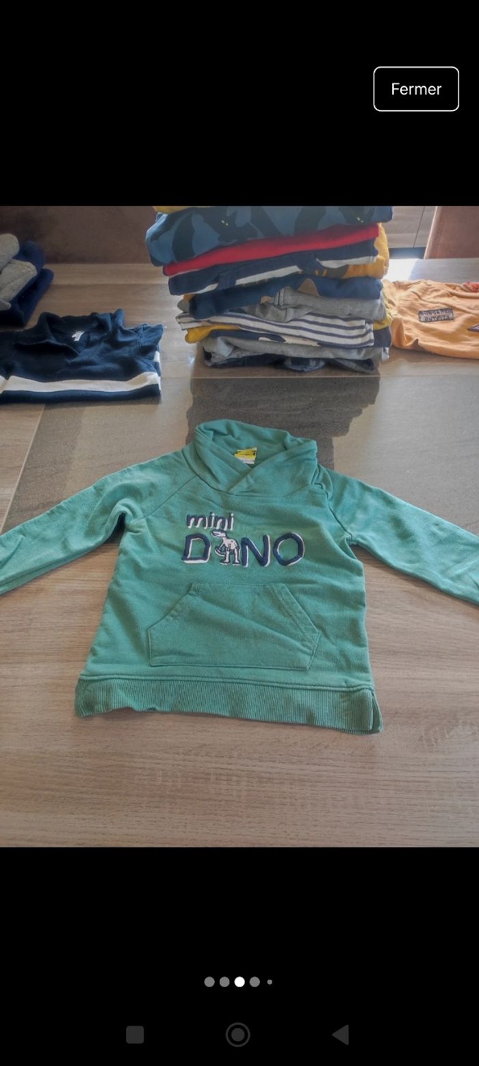Lot 13 pulls / vestes / gilets  24 mois