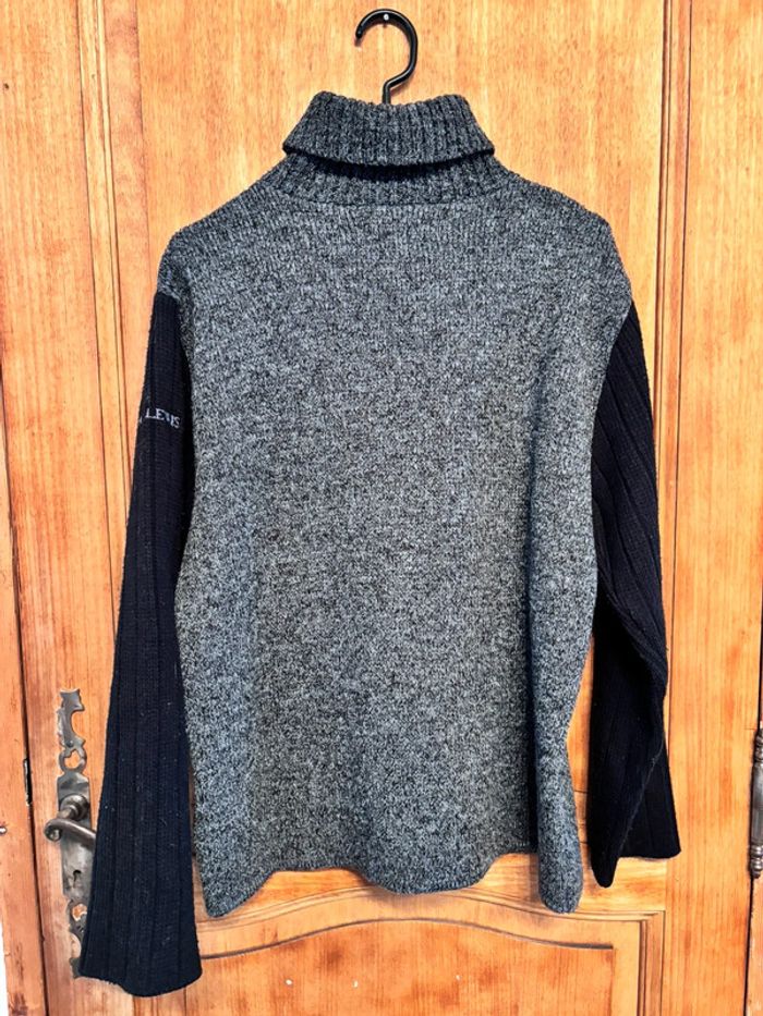 Pull chaud col roulé - photo numéro 2