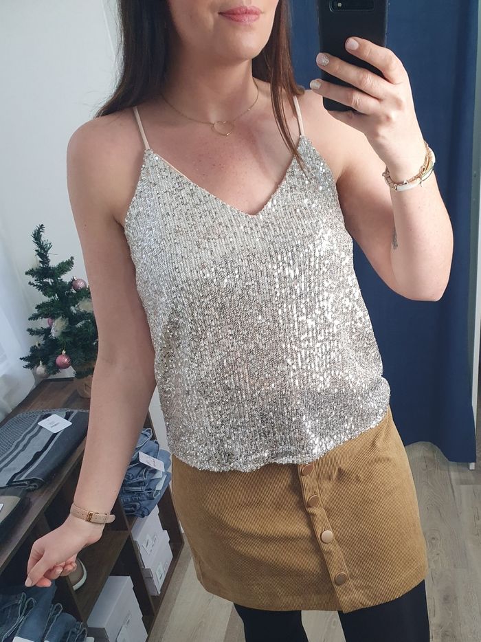 Top beige champagne à sequins Taille M/L - photo numéro 3