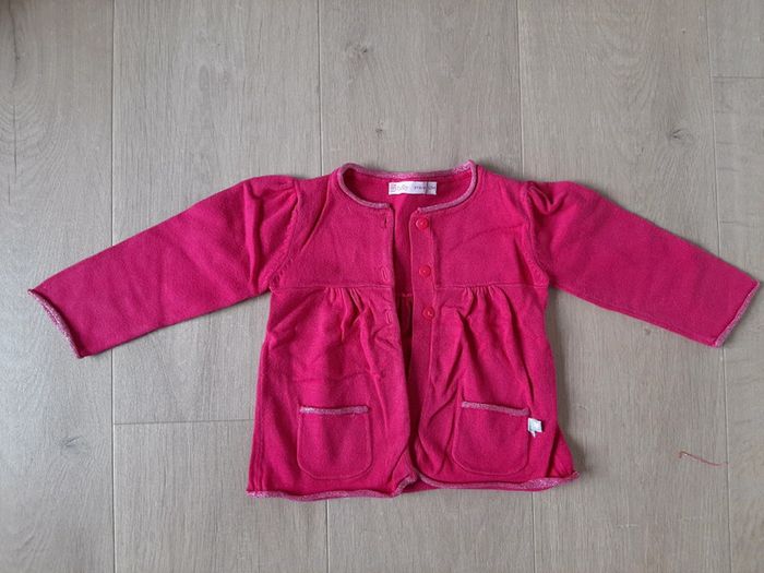 Gilet boutonné manches longues 12 mois