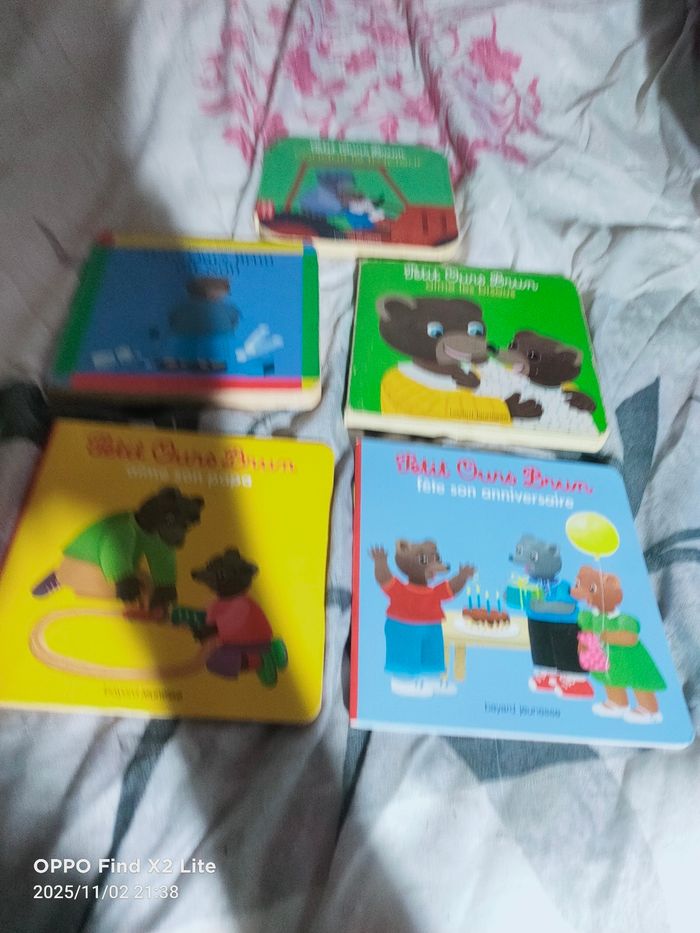 Lots Albums  petit ours brun