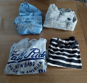 Lot de 4 pulls ml garçon 8ans en très bon état