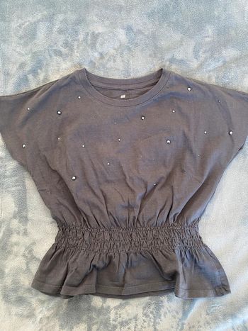 T shirt noir avec clous h&m 6/8ans