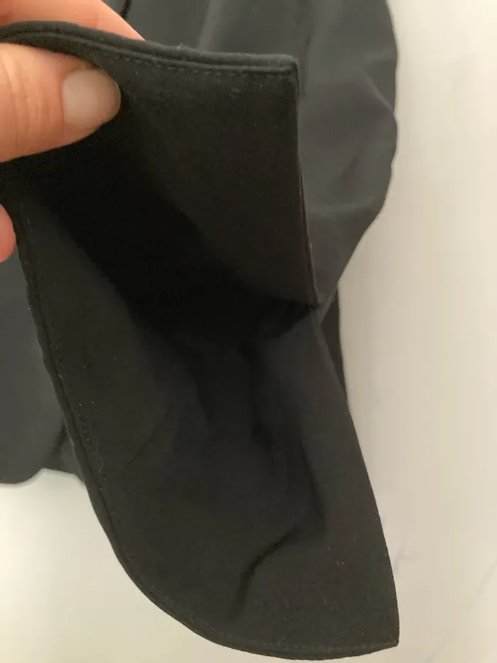 Veste blazer noire – marque Yugane – taille 38 - photo numéro 2