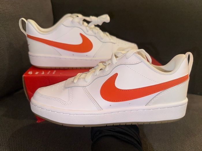 Baskets Nike Borough LOW