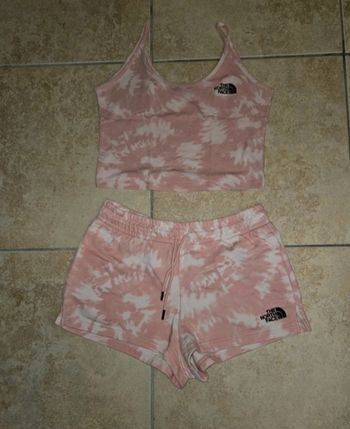 Ensemble rose the north face