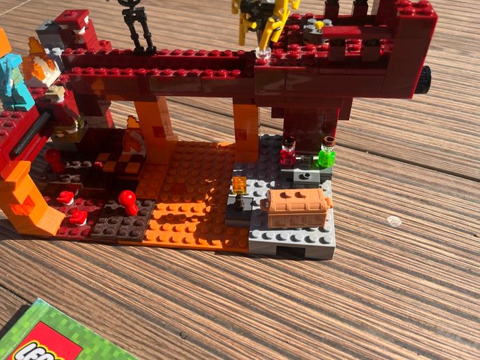 Lego le pont de blaze 21154 - photo numéro 3