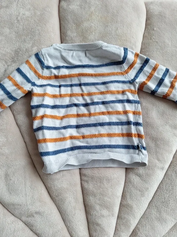 Lot de 1 gilet et de 1 pull - photo numéro 7