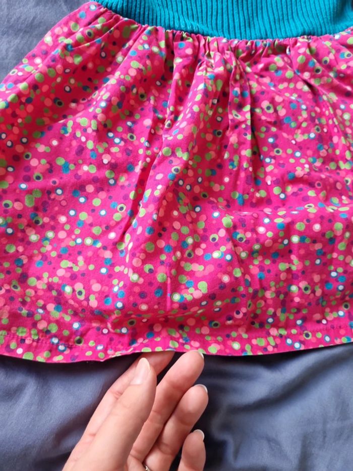 Robe pull bébé 18 mois dpam très bon état rose fuschia bleu - photo numéro 3