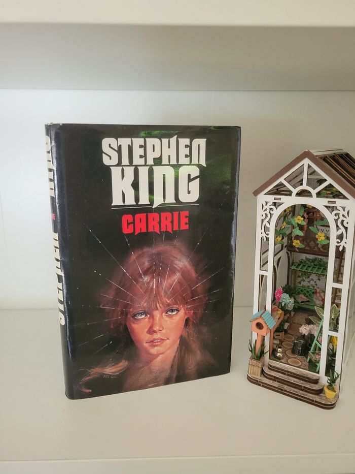 Roman Carrie de Stephen King Édition France Loisirs