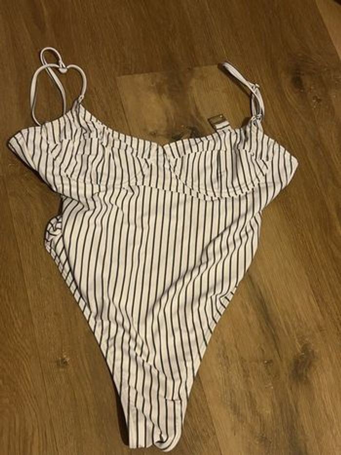 Body maillot de bains à rayures blanc et vert - photo numéro 3