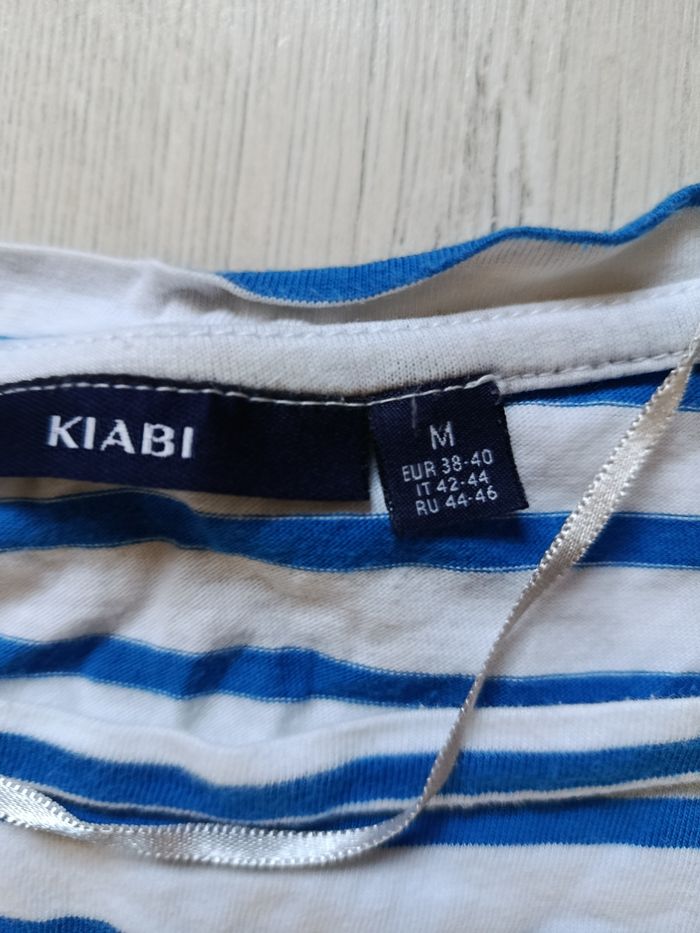 Tee-shirt marque Kiabi taille M - photo numéro 3
