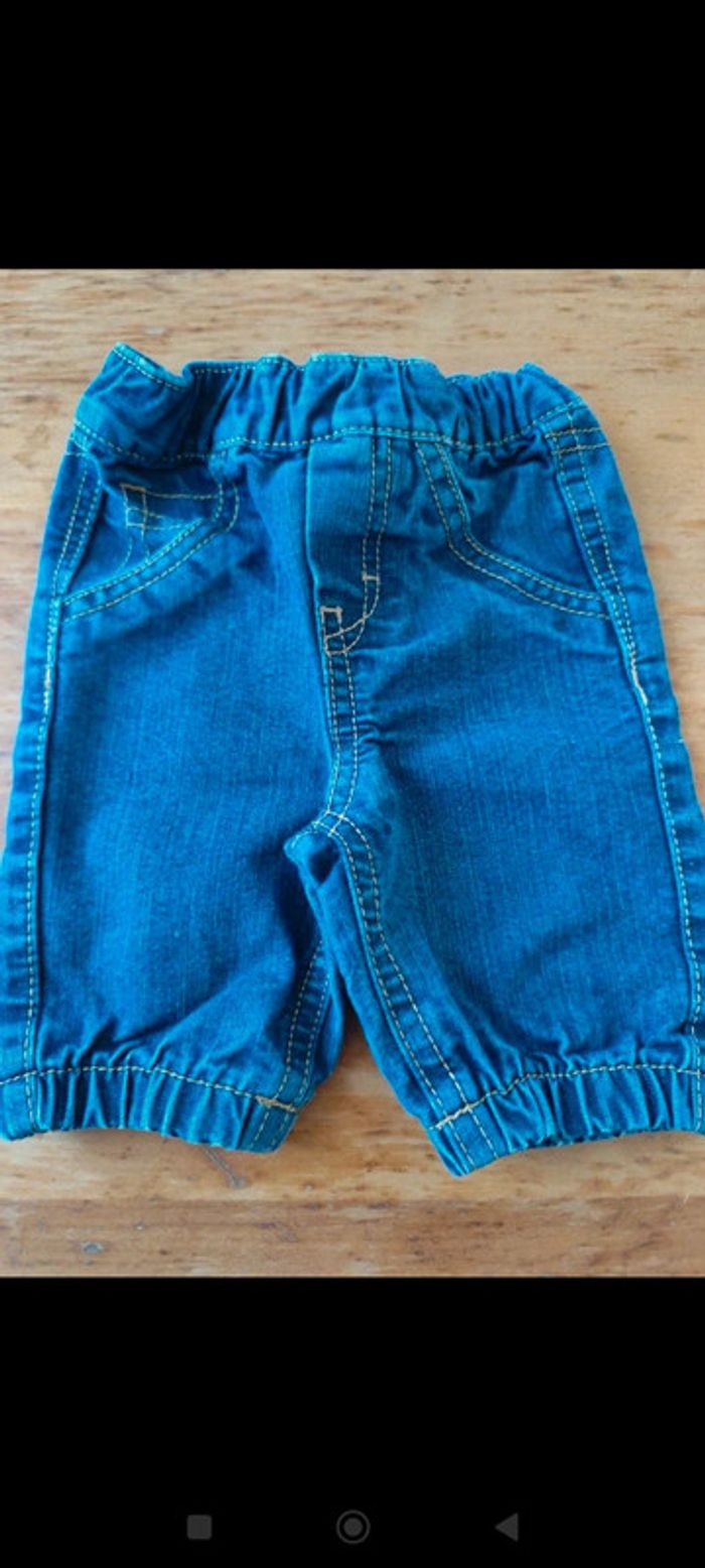 Lot de 2 pantalons 1 jean et 1 jogging taille 1mois - photo numéro 2
