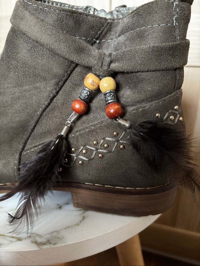 Bottines vert/kaki suédine plumes t.39 - photo numéro 2