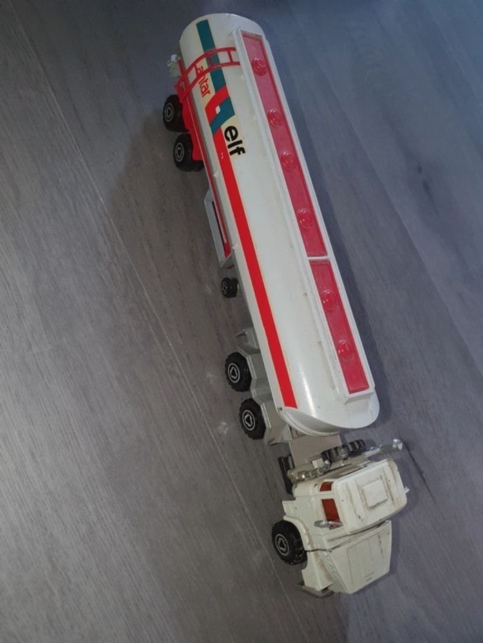 Camion citerne miniature Elf Antar - photo numéro 4