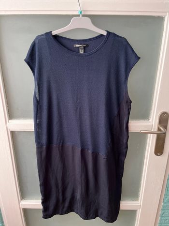 Jolie robe bi matière bleue marine