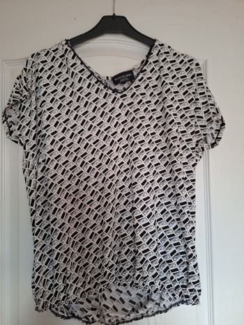 Haut femme fabriqué en France. 