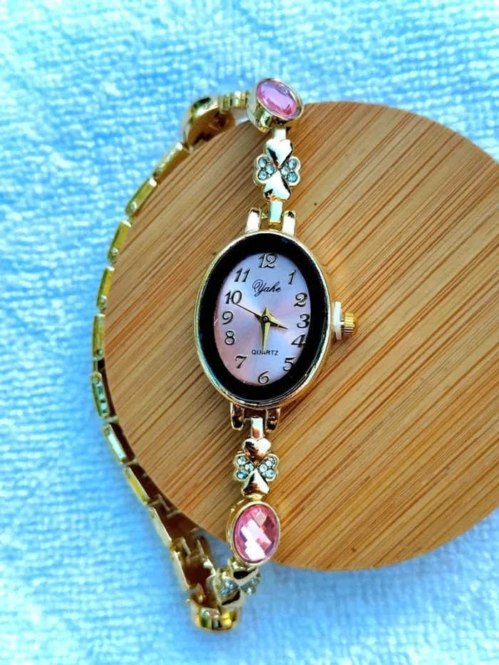 Montre bijou ovale rose & doré - photo numéro 2