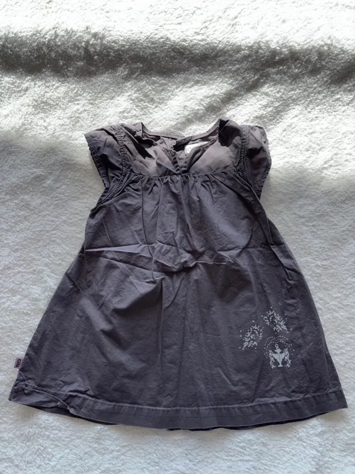 Robe grise