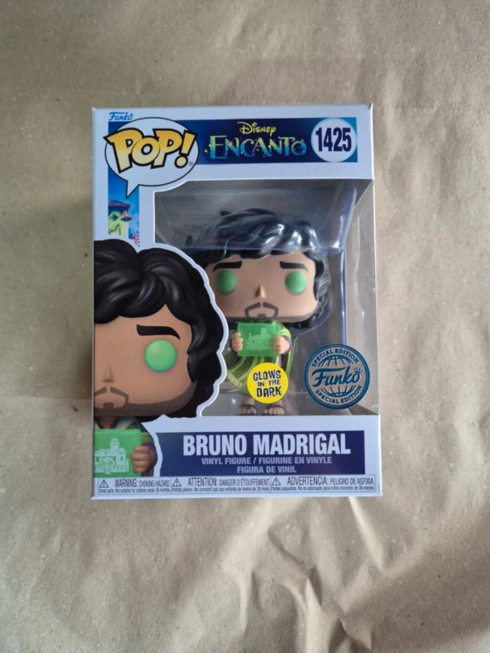 Funko Pop! Bruno Madrigal Encanto (Glow in the Dark)
