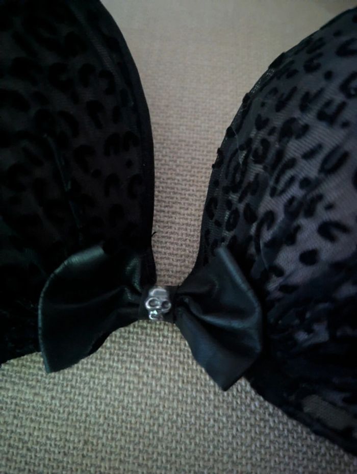 Soutien gorge noir rembourré - photo numéro 2