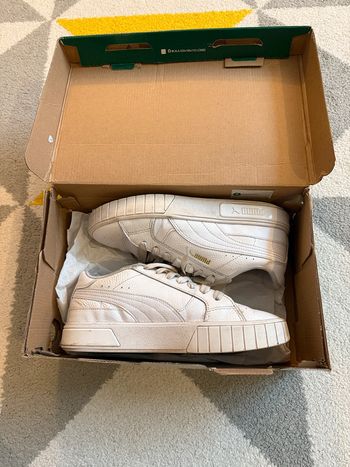 Basket à plateforme Puma couleur blanche Taille 39