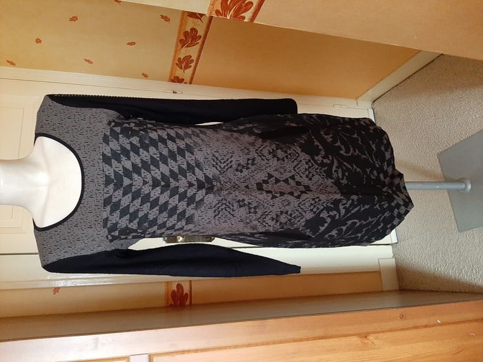 Cream Clothing - Robe ML noir et gris motif fantaisie T40