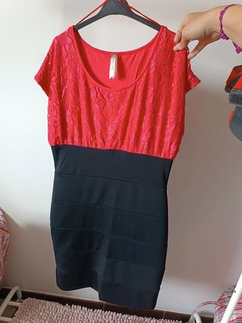 👠 robe rouge hyper canon 👠 - taille M/L - Coolcat - très bon état