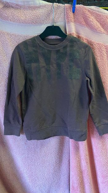 Sweat-shirt