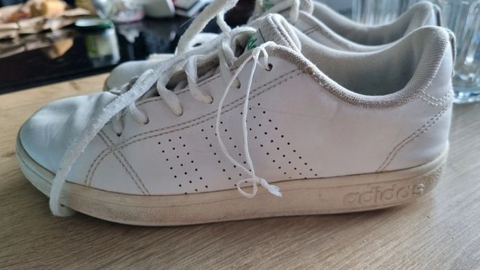 Baskets Adidas blanche classique T 35 - photo numéro 2