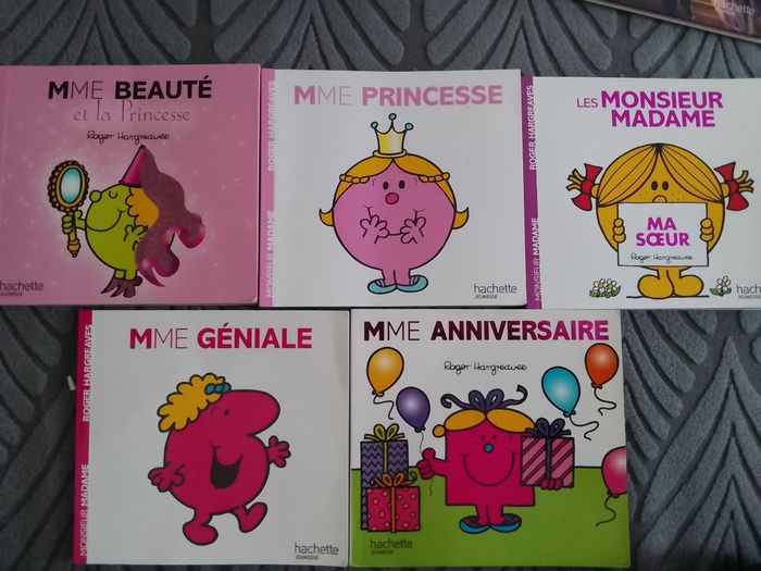 Lot de livre monsieur, madame