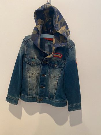 Veste en jean à capuche Benetton