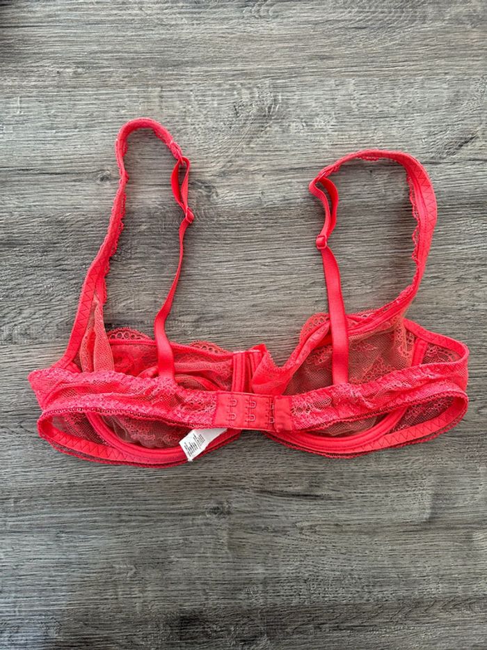 Soutien gorge - photo numéro 2