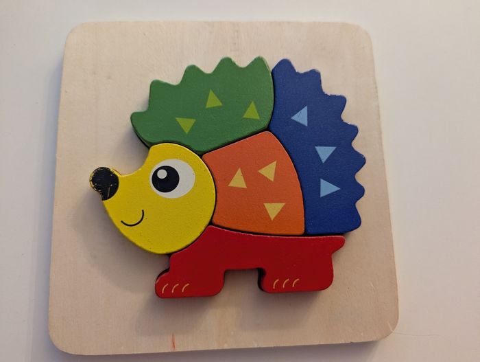 Puzzle en bois 5 pièces Hérisson coloré