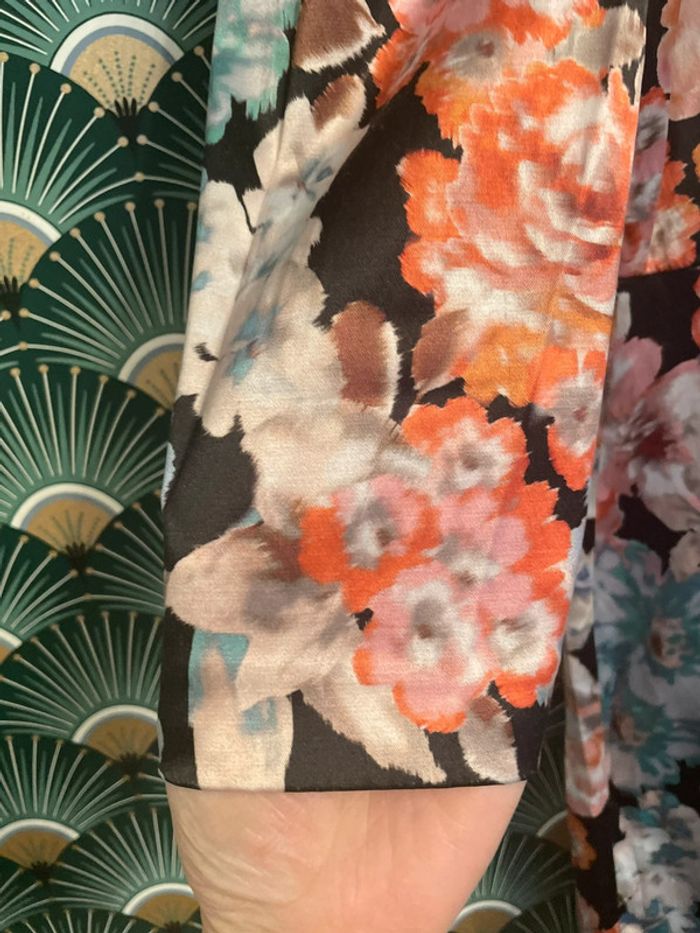 Jolie robe Zara motif fleurs taille xxl - photo numéro 3