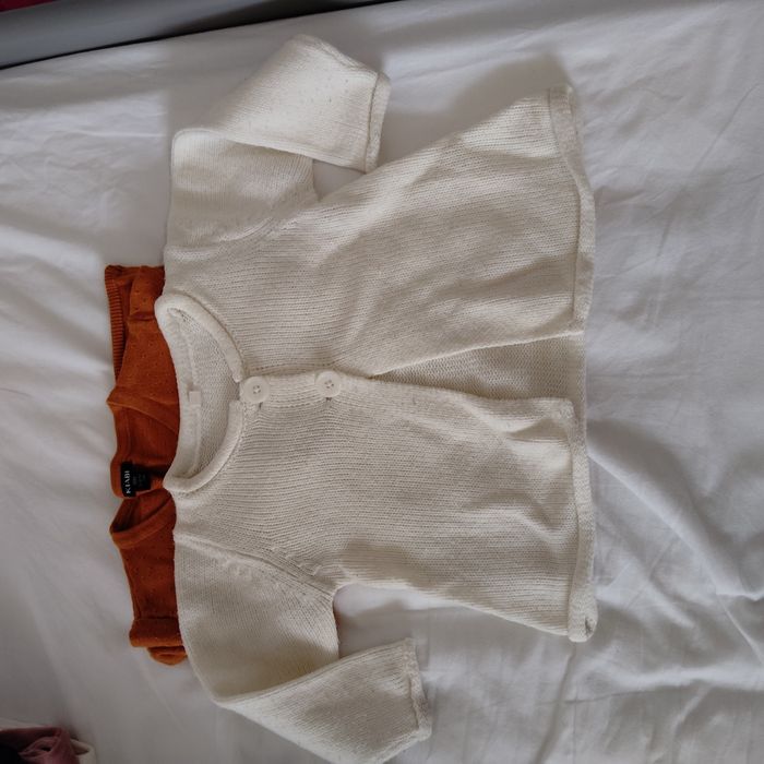 Lot de 5 gilets 18 mois - photo numéro 7