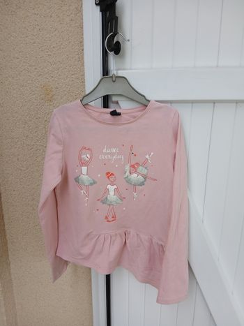 Haut filles kiabi taille 8 ans 