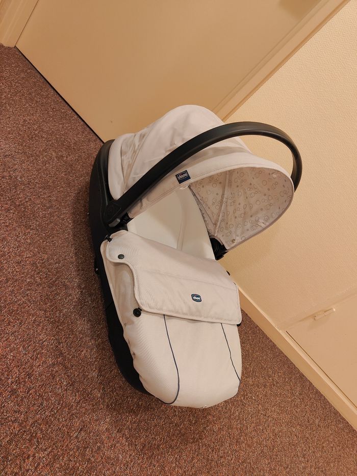 Poussette chicco pas de livraison - photo numéro 7