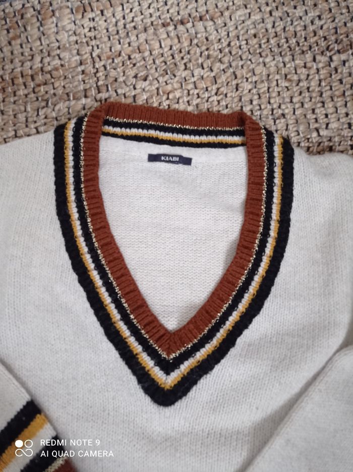 Pull crème a col V Kiabi taille M très bon état - photo numéro 3