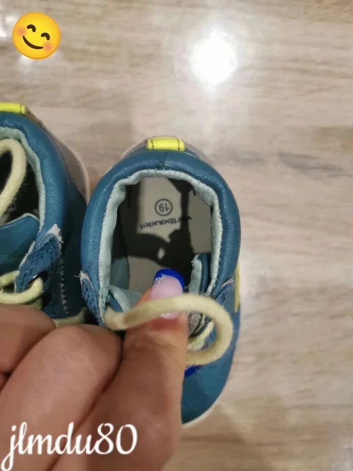 Chaussures 19 - photo numéro 3