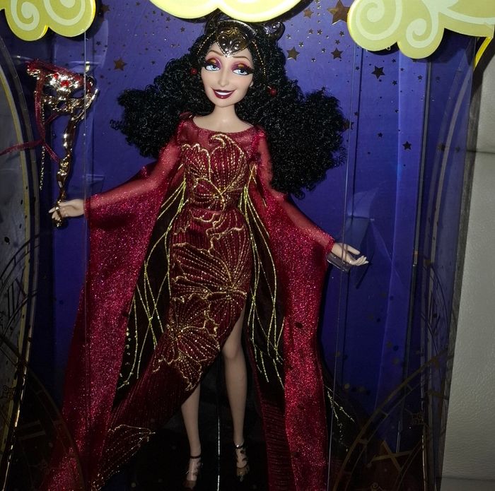 Poupée doll mère gothel disney raiponce - photo numéro 6